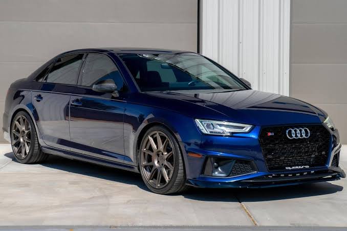 Audi S4